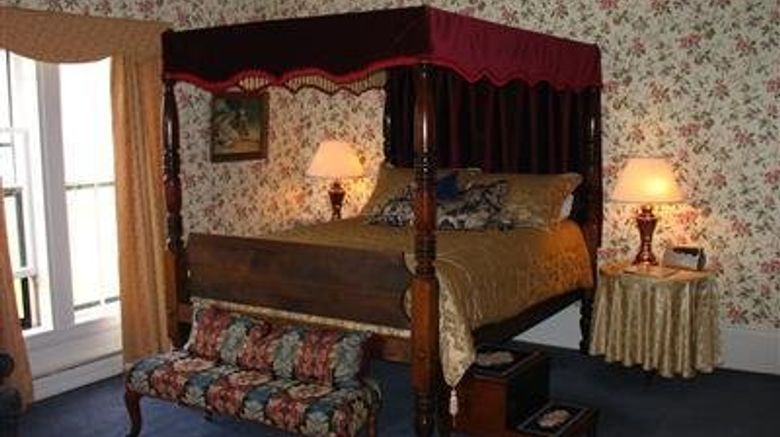 <b>Hillsdale House Inn Room</b>. Images powered by <a href="https://www.leonardoworldwide.com/" title="Leonardo Worldwide" target="_blank">Leonardo</a>.