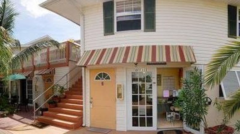 Manatee Bay Inn Exterior. Images powered by <a href="https://www.leonardoworldwide.com" target="_blank" rel="noopener">Leonardo</a>.