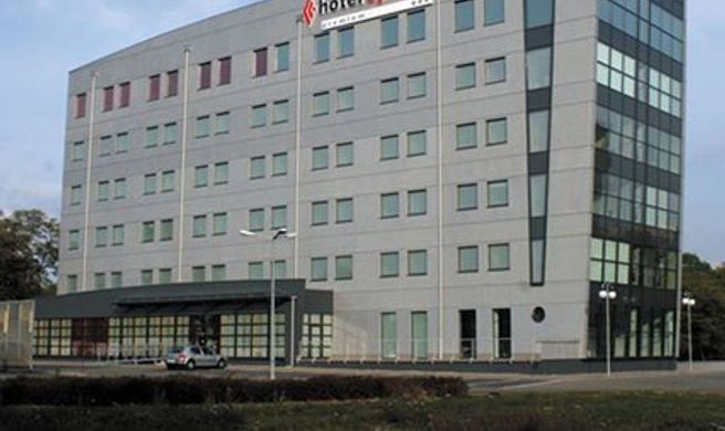 Hotel Lechicka Exterior