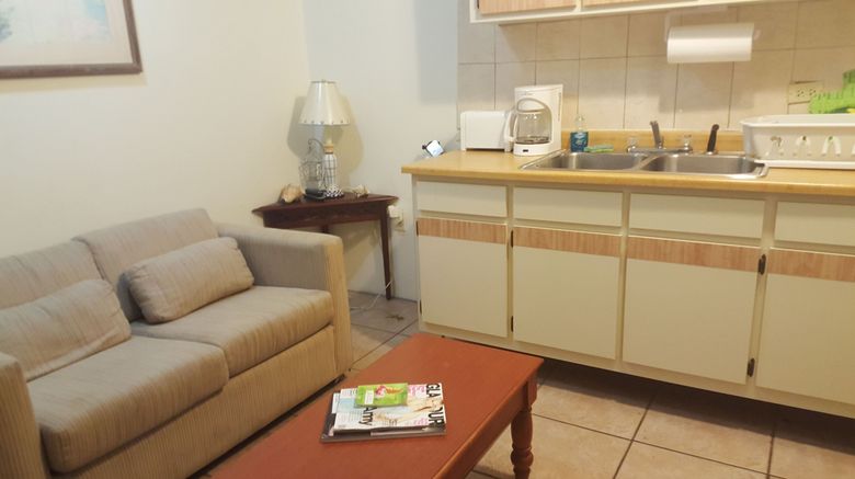 <b>Sunset Gardens Room</b>. Images powered by <a href="https://www.leonardoworldwide.com/" title="Leonardo Worldwide" target="_blank">Leonardo</a>.