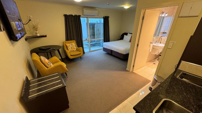 <b>B-K's Premier Motel Palmerston North Room</b>. Images powered by <a href="https://www.leonardoworldwide.com/" title="Leonardo Worldwide" target="_blank">Leonardo</a>.