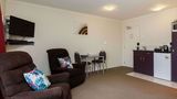 B-K's Premier Motel Palmerston North Room