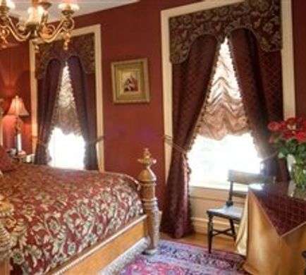 1840s Carrollton Inn Room