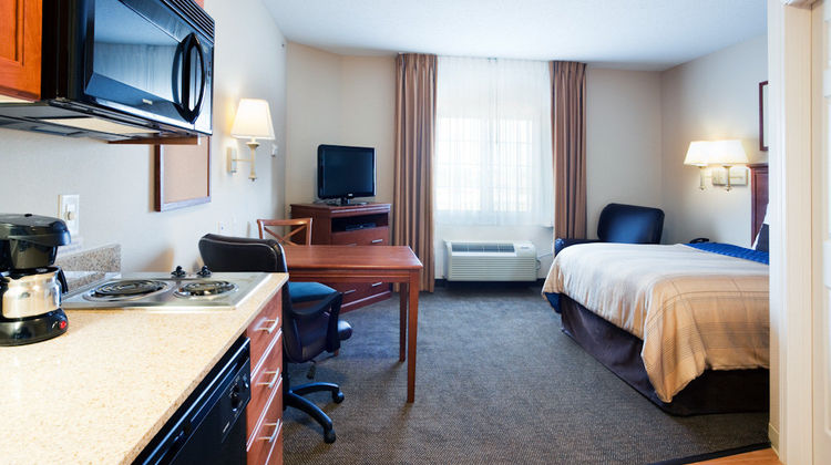 Candlewood Suites New Bern Room