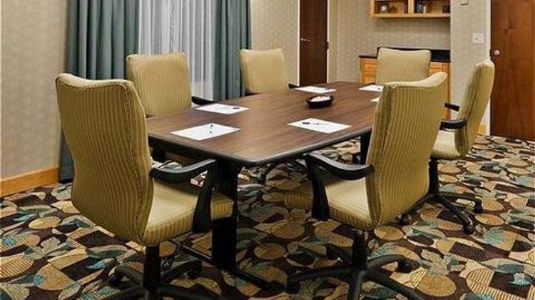 Holiday Inn Express Hotel & Suites Meeting
