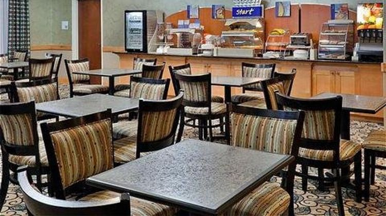 Holiday Inn Express Hotel & Suites Restaurant