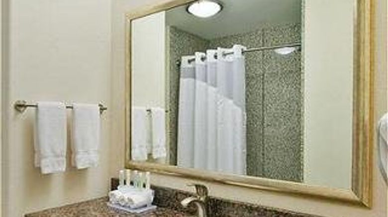 <b>Holiday Inn Express Hotel & Suites Room</b>. Images powered by <a href="https://www.leonardoworldwide.com/" title="Leonardo Worldwide" target="_blank">Leonardo</a>.