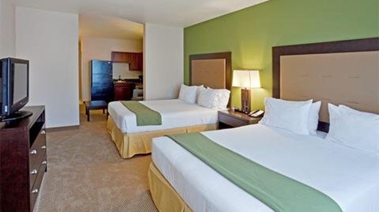 Holiday Inn Express & Suites Sequim Suite