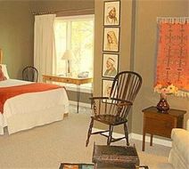 Union Square Guest Quarters Room
