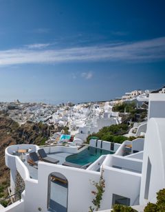 Ikies Santorini