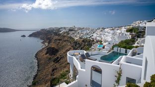 Ikies Santorini