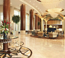 Khalidiya Palace Rayhaan by Rotana Lobby