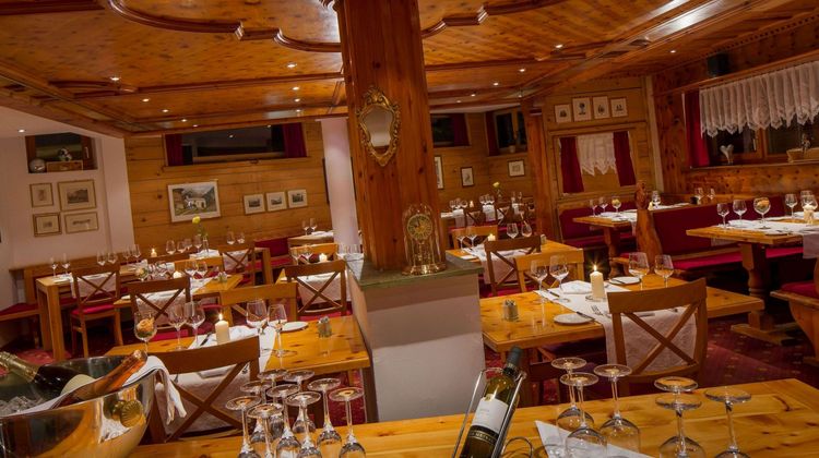 Excelsior Hotel Restaurant