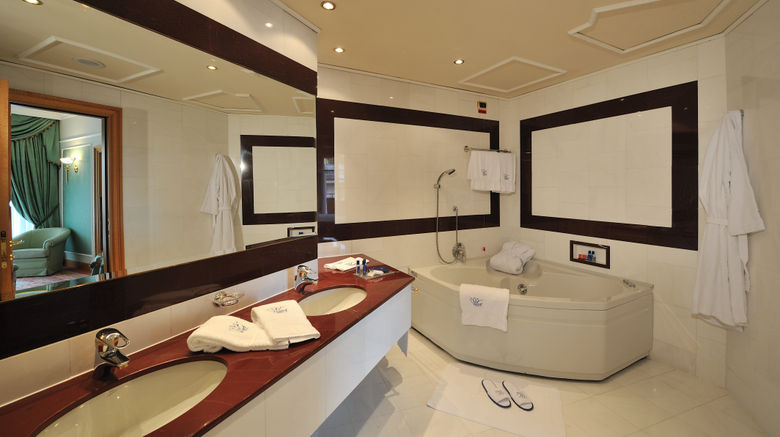 <b>Royal Hotel Carlton Room</b>. Images powered by <a href="https://www.leonardoworldwide.com/" title="Leonardo Worldwide" target="_blank">Leonardo</a>.