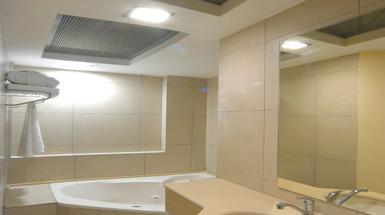 <b>Satori Hotel Suite</b>. Images powered by <a href="https://www.leonardoworldwide.com/" title="Leonardo Worldwide" target="_blank">Leonardo</a>.
