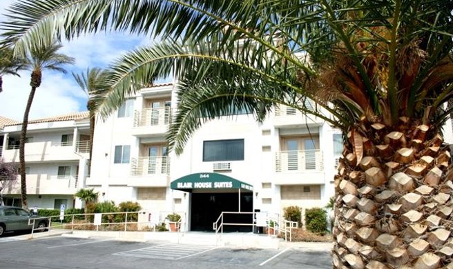 The Rita Suites Exterior