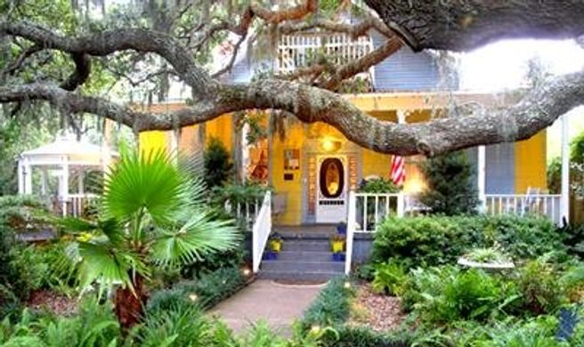 Tybee Island Inn Exterior