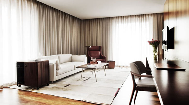<b>Square Nine Hotel Belgrade Suite</b>. Images powered by <a href="https://www.leonardoworldwide.com/" title="Leonardo Worldwide" target="_blank">Leonardo</a>.