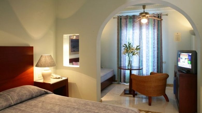 <b>Saint John Hotel, Villas & Spa Room</b>. Images powered by <a href="https://leonardo.com/" title="Leonardo Worldwide" target="_blank">Leonardo</a>.