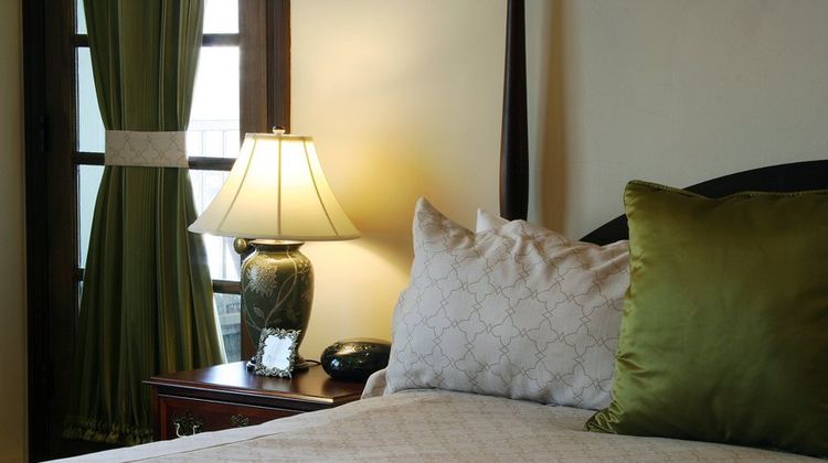Hotel Baker Room
