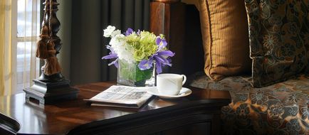 Hotel Baker Room