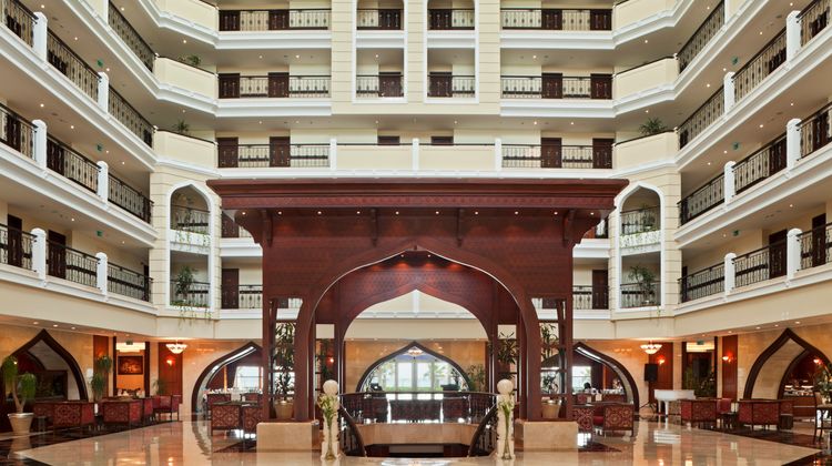 Crowne Plaza Hotel Antalya Lobby