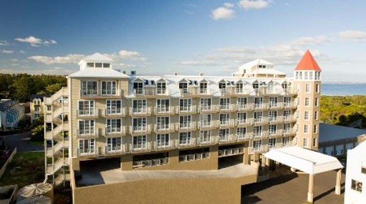 Deep Blue Hotel & Hot Springs Exterior
