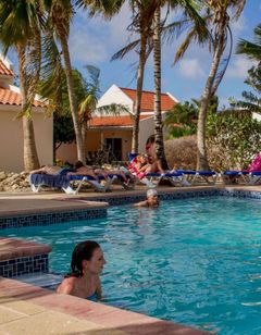 Hamlet Oasis Resort