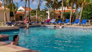 Hamlet Oasis Resort