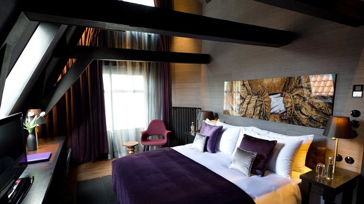 Canal House Hotel Room