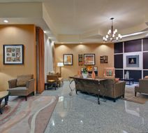 Holiday Inn and Suites Windsor Lobby