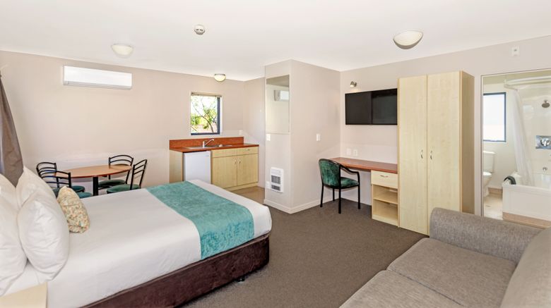 <b>Bella Vista Motel Gisborne Room</b>. Images powered by <a href="https://www.leonardoworldwide.com/" title="Leonardo Worldwide" target="_blank">Leonardo</a>.