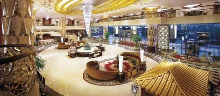 Regal Palace Hotel Lobby