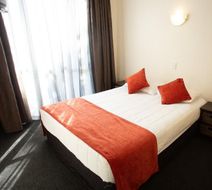 Fernhill Motor Lodge Room