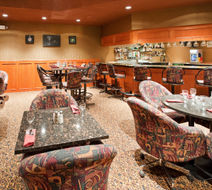Holiday Inn Hinton Lobby