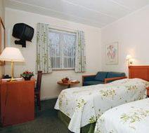Sofryd Hotel Room