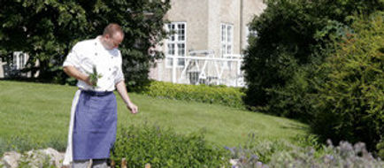 Skjoldenaesholm Hotel Exterior