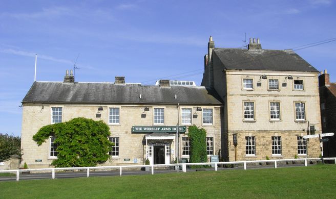 The Worsley Arms Hotel Exterior