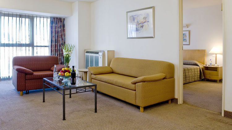 Ramada by Wyndham Ramat Gan Suite
