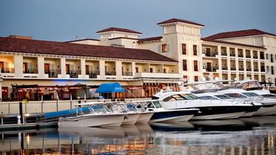 Delamar Greenwich Harbor