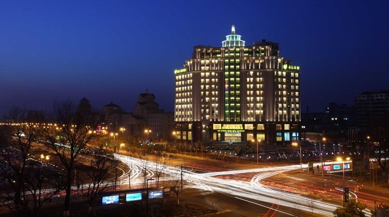 New Century Grand Hotel Changchun Exterior. Images powered by <a href="https://www.leonardoworldwide.com" target="_blank" rel="noopener">Leonardo</a>.
