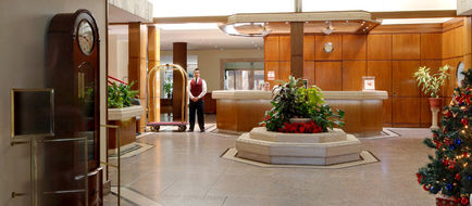 Balmoral Plaza Hotel Lobby