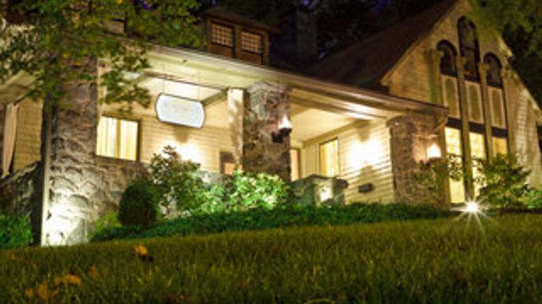 <b>Stonehurst Place Exterior</b>. Images powered by <a href="https://www.leonardoworldwide.com/" title="Leonardo Worldwide" target="_blank">Leonardo</a>.