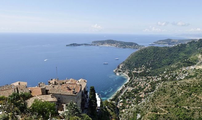 Le Chateau Eza Exterior