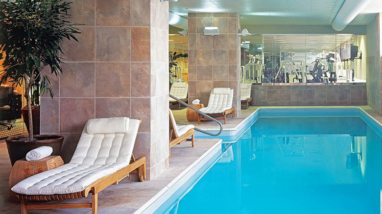 <b>Loews New Orleans Hotel Pool</b>. Images powered by <a href="https://www.leonardoworldwide.com/" title="Leonardo Worldwide" target="_blank">Leonardo</a>.