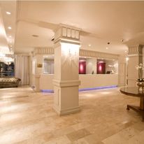 Manhattan Hotel