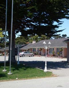 Butterfly Grove Inn