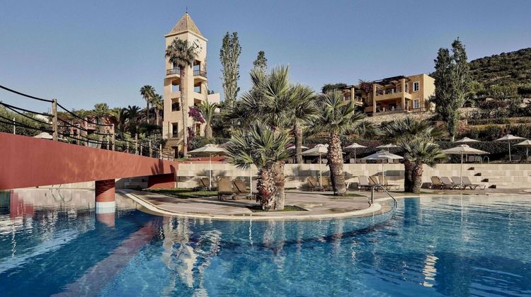 Candia Park Village Pool