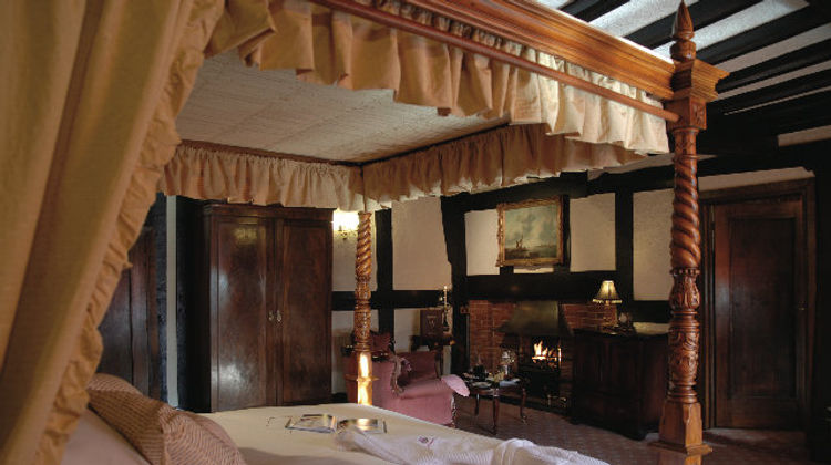 Albright Hussey Hotel Room