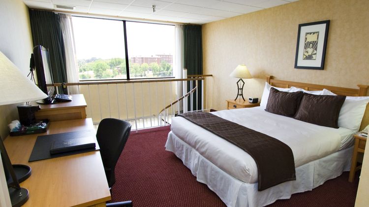 Millennium Maxwell House Hotel Suite